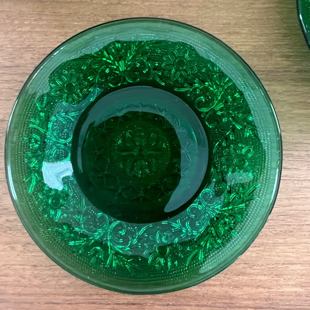 Set of 2 Anchor Hocking custard Cup and Saucer.  Forest Green depression glass. - Picture 4 of 5